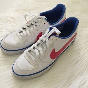 Women’s Nikes